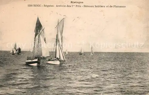 Binic_Cotes_d_Armor Regates Arrivee des 1ere Prix Bateaux Sabliers et de Plaisance Binic_Cotes_d_Armor
