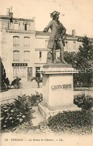 VERDUN_Meuse Statue de Chevert Monument Statue Verdun Meuse