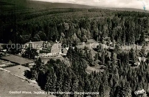AK / Ansichtskarte Fleckenberg Gasthof Wiese Jagdhaus Fliegeraufnahme Fleckenberg