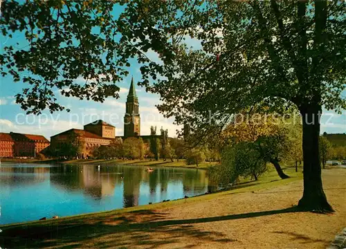 AK / Ansichtskarte Kiel Kleiner Kiel mit Rathaus und Stadttheater Kiel