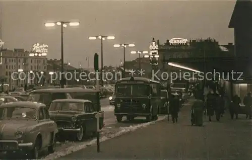 Wien Hauptstrasse im Winter bei Daemmerung Wien