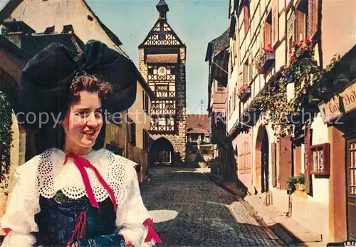 Riquewihr_Haut_Rhin Tour du Dolder Costumes Alsacienne Altstadt Trachten Riquewihr_Haut_Rhin