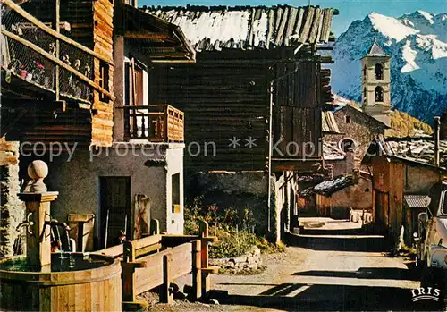 Queyras_La_Monta Fontaine bois a Saint Veran 