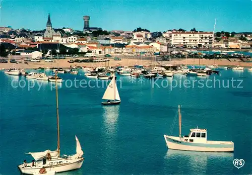 Saint Gilles Croix de Vie_Vendee Vue d ensemble et le port des yachts vue aerienne Saint Gilles Croix de Vie