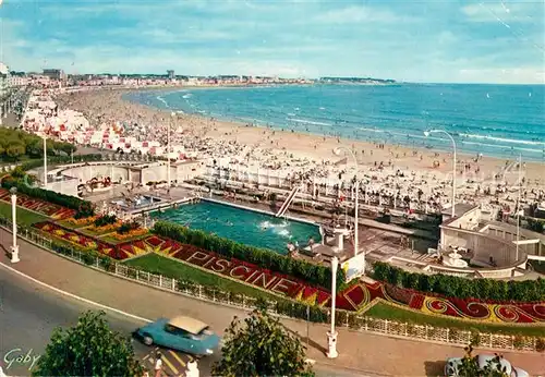 Les_Sables d_Olonne La piscine et la plage Les_Sables d_Olonne