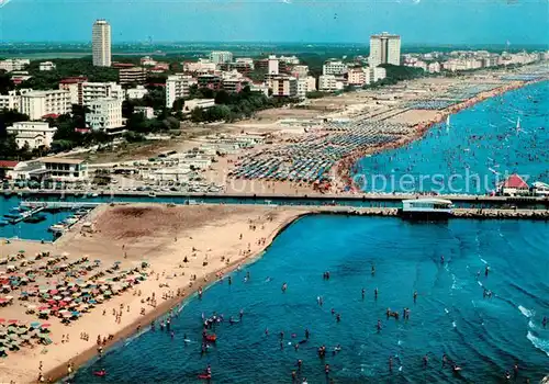 AK / Ansichtskarte Cervia e Milano Marittima Panorama e spiaggia veduta aerea Cervia