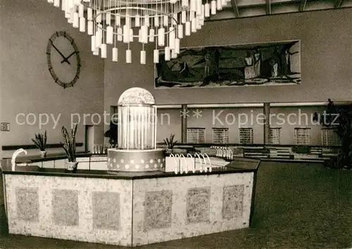 AK / Ansichtskarte Bad_Salzuflen Trinkbrunnenausgabe in der Wandelhalle Bad_Salzuflen