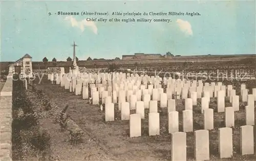 AK / Ansichtskarte Sissonne_Aisne Allee principale du Cimetiere Militaire Anglais Sissonne Aisne