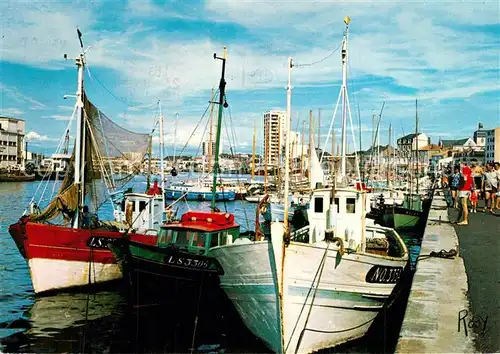 AK / Ansichtskarte Les_Sables d_Olonne Le Port Bateaux Les_Sables d_Olonne