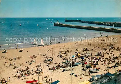 AK / Ansichtskarte Les_Sables d_Olonne La plage et les jetees Les_Sables d_Olonne