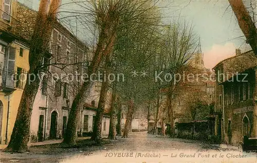 AK / Ansichtskarte Joyeuse Le Grand Font et le Clocher Joyeuse