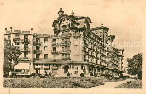 AK / Ansichtskarte Evian les Bains_Haute_Savoie Royal Hotel Architecte Hebrard Evian les Bains_Haute