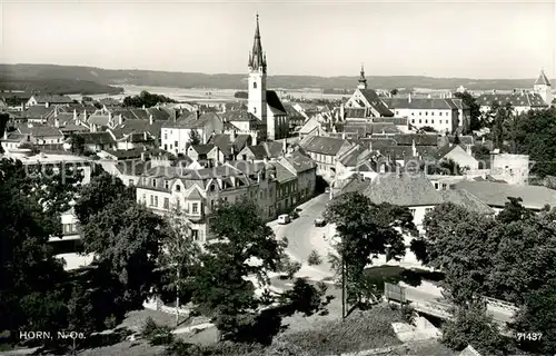 AK / Ansichtskarte Horn_Niederoesterreich Stadtpanorama mit Kirche Horn_Niederoesterreich