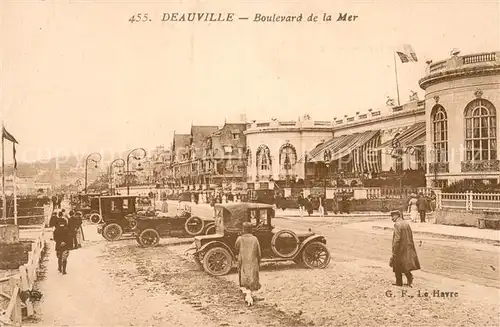 AK / Ansichtskarte Deauville Boulevard de la Mer Deauville