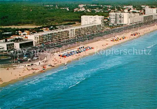 AK / Ansichtskarte Saint_Jean_de_Monts La Plage et lEsplanade de la Mer Saint_Jean_de_Monts