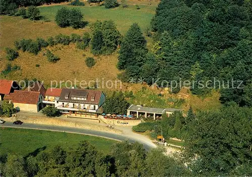 AK / Ansichtskarte Egloffstein Gasthaus Pension Schlossblick Fliegeraufnahme Egloffstein