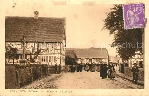 AK / Ansichtskarte Schleithal Sortie d eglise Schleithal