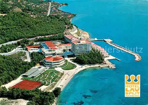 AK / Ansichtskarte Split_Spalato Hotel LAV Fliegeraufnahme mit Strand Split_Spalato