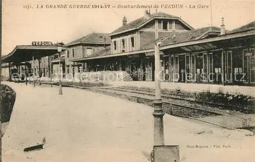 AK / Ansichtskarte VERDUN_Meuse Bombardement de la gare Grande Guerre 1. Weltkrieg Verdun Meuse