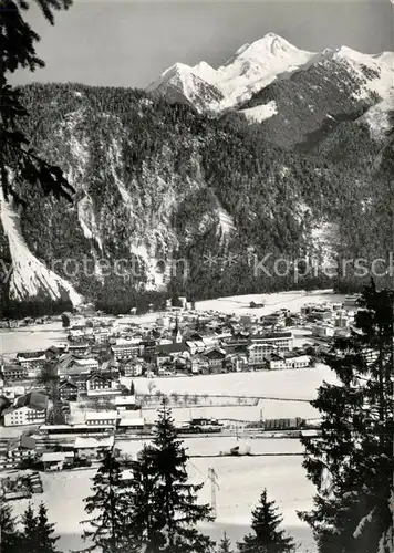 AK / Ansichtskarte Mayrhofen_Zillertal mit Ahornspitze Mayrhofen_Zillertal