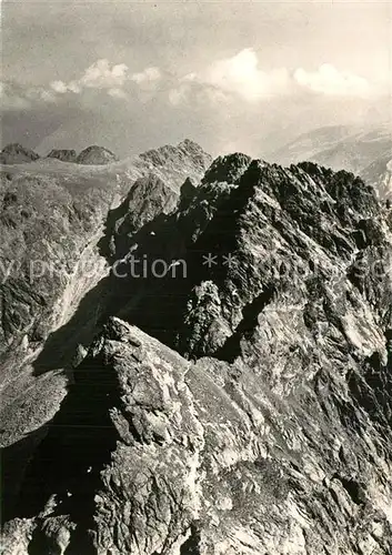 AK / Ansichtskarte Tatry_Wysokie Gran Orlej Baszty i Buczynowych Turni Po lewej Dolina Panszczyca Tatry Wysokie