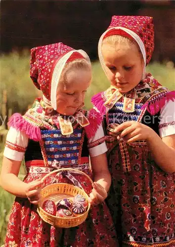 AK / Ansichtskarte Trachten Sorbische Kinder Schleife 