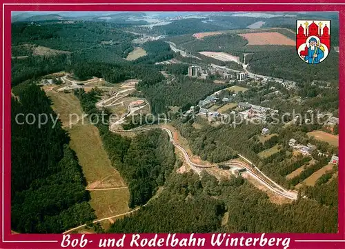 AK / Ansichtskarte Winterberg_Hochsauerland Fliegeraufnahme Bob  und Rodelbahn Winterberg_Hochsauerland