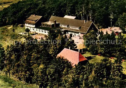 AK / Ansichtskarte Hoherodskopf Vogelsberg Fliegeraufnahme Berggasthof  Hoherodskopf