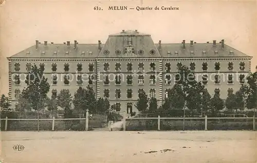 AK / Ansichtskarte Melun_Seine_et_Marne Quartier de Cavalerie Melun_Seine_et_Marne