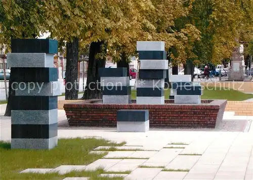 AK / Ansichtskarte Luckenwalde Skulpturengruppe 9 aus 45 ehem Kariedelbrunnen Luckenwalde