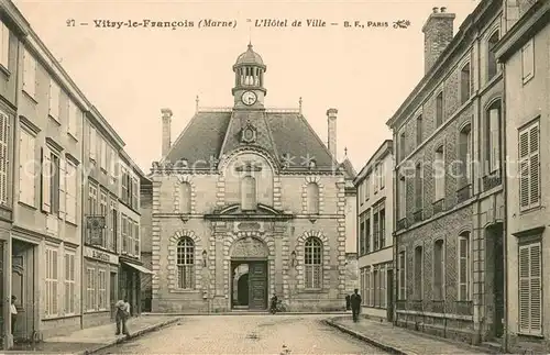 AK / Ansichtskarte Vitry le Francois Hotel de Ville Rathaus Vitry le Francois