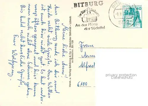 AK / Ansichtskarte Bitburg Marktplatz Teilansicht Anlage Maximiner Waeldchen Sporthotel Stausee Schwimmbad Ehrenfriedhof Albachgrotte Rathaus und Liebfrauenkirche Bitburg