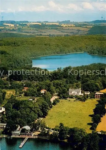 AK / Ansichtskarte Sielbeck_Holsteinische Schweiz zwischen Kellersee und Ukleisee Fliegeraufnahme Sielbeck