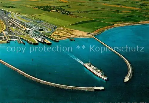 AK / Ansichtskarte Insel_Fehmarn Fliegeraufnahme mit Faehrbahnhof Insel Fehmarn