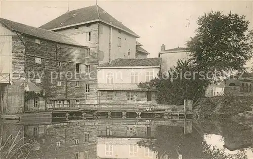 AK / Ansichtskarte Vitry le Francois Haeuser am Wasser Vitry le Francois