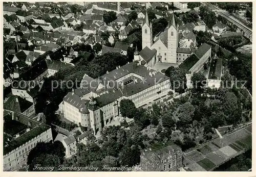 AK / Ansichtskarte Freising_Oberbayern Domberg Fliegeraufnahme Freising Oberbayern