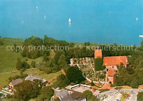 AK / Ansichtskarte Bad_Zwischenahn St Johannes Kirche mit Gemeindezentrum Haus Feldhus Fliegeraufnahme Bad_Zwischenahn