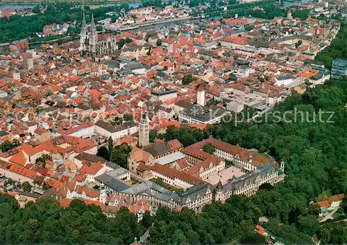 AK / Ansichtskarte Regensburg_Donau Fliegeraufnahme mit Fuerstenschloss von Thurn und Taxis und Basilika St Emmeram 