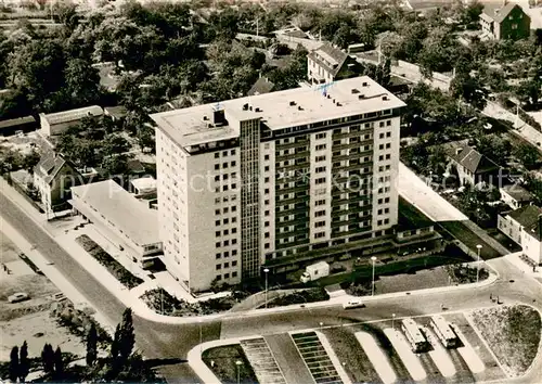 AK / Ansichtskarte Monheim_Rhein Hochhaus Rathausplatz Fliegeraufnahme Monheim Rhein
