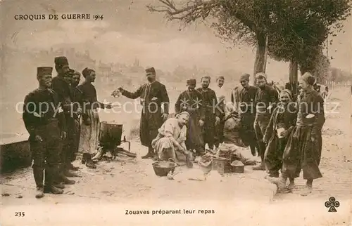 AK / Ansichtskarte Militaria_Frankreich Zouaves preparant leur Repas  Militaria Frankreich