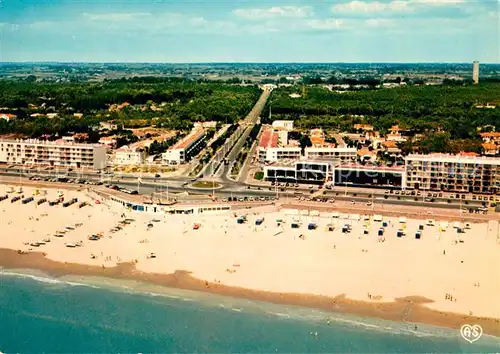 AK / Ansichtskarte Saint_Jean_de_Monts Avenue de la Foret et la Rotonde Vue aerienne Saint_Jean_de_Monts