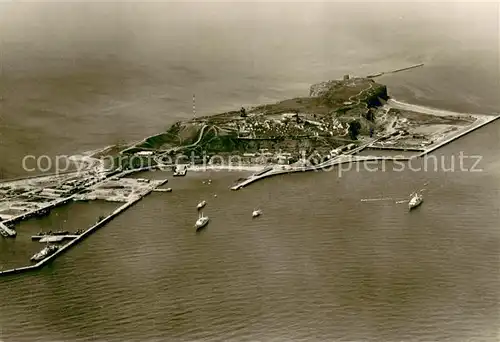 AK / Ansichtskarte Insel_Helgoland Blick von Suedosten Fliegeraufnahme Insel_Helgoland