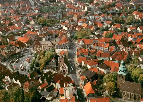 AK / Ansichtskarte Bad_Salzuflen Innenstadt mit Salzhof altes Rathaus 16. Jhdt. Stadtkirche Fliegeraufnahme Bad_Salzuflen