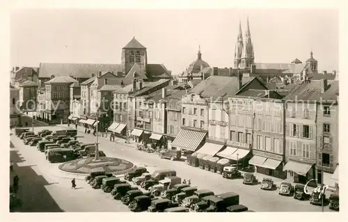 AK / Ansichtskarte Chalons sur Marne La Place de la Republique 