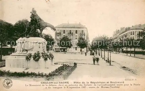 AK / Ansichtskarte Chalon sur Saone Place de la Republique et Boulevard Le Monument de la defense Chalon sur Saone
