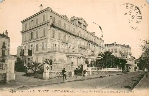 AK / Ansichtskarte Saint Raphael_Var Hotel des Bains et le boulevard Felix Martin Saint Raphael Var