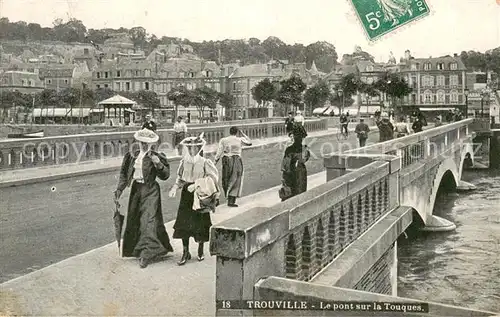 AK / Ansichtskarte Trouville sur Mer Pont sur la Touques Trouville sur Mer