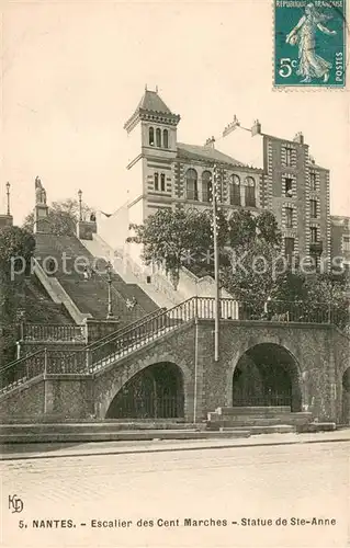 AK / Ansichtskarte Nantes_Loire_Atlantique Escalier des Cent Marches Statue de Sainte Anne Nantes_Loire_Atlantique
