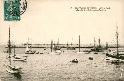 AK / Ansichtskarte La_Pallice Rochelle Avant Port pendant la Grande Semaine Maritime La_Pallice Rochelle