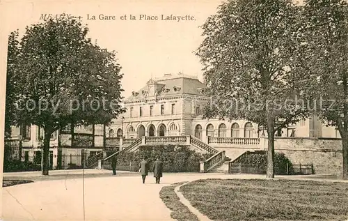 AK / Ansichtskarte Meaux_Seine_et_Marne La Gare et la Place Lafayette Meaux_Seine_et_Marne